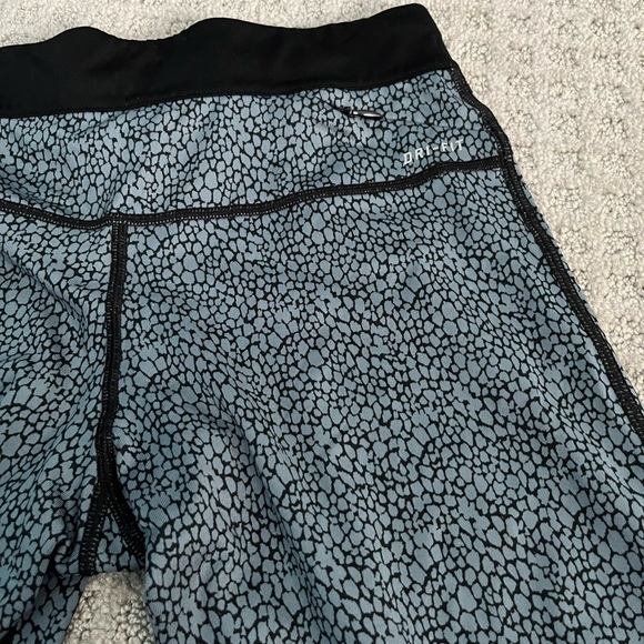 Nike Print Dri-Fit Leggings - Picture 2 of 5